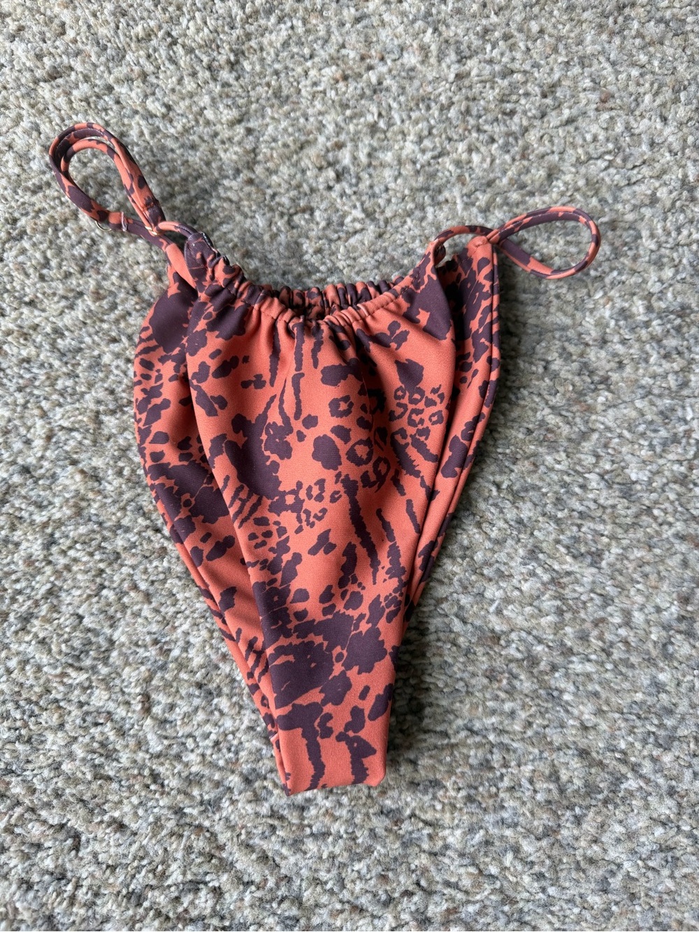 Skatie Bobbi bottoms in Utica print NWOT size small